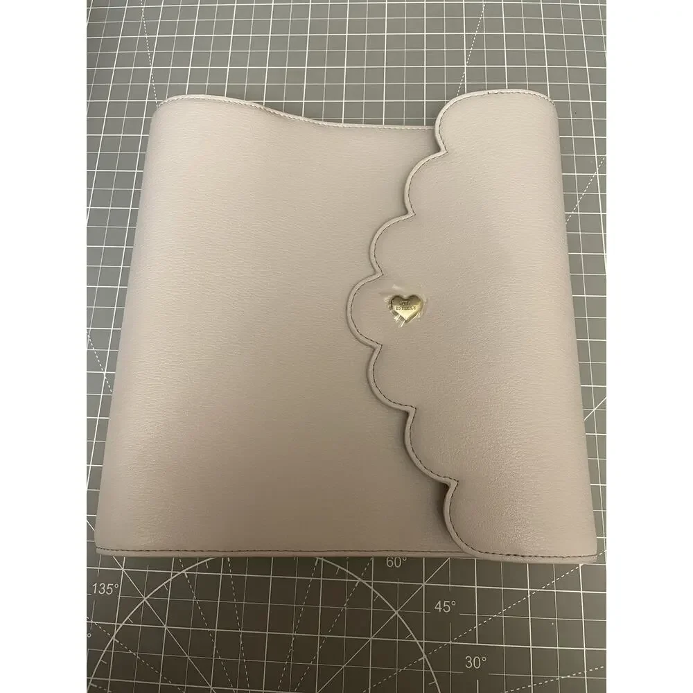 Aura Estelle Planner Binder Cover Cloud Scalloped Neutral Grey/Beige Heart Clasp